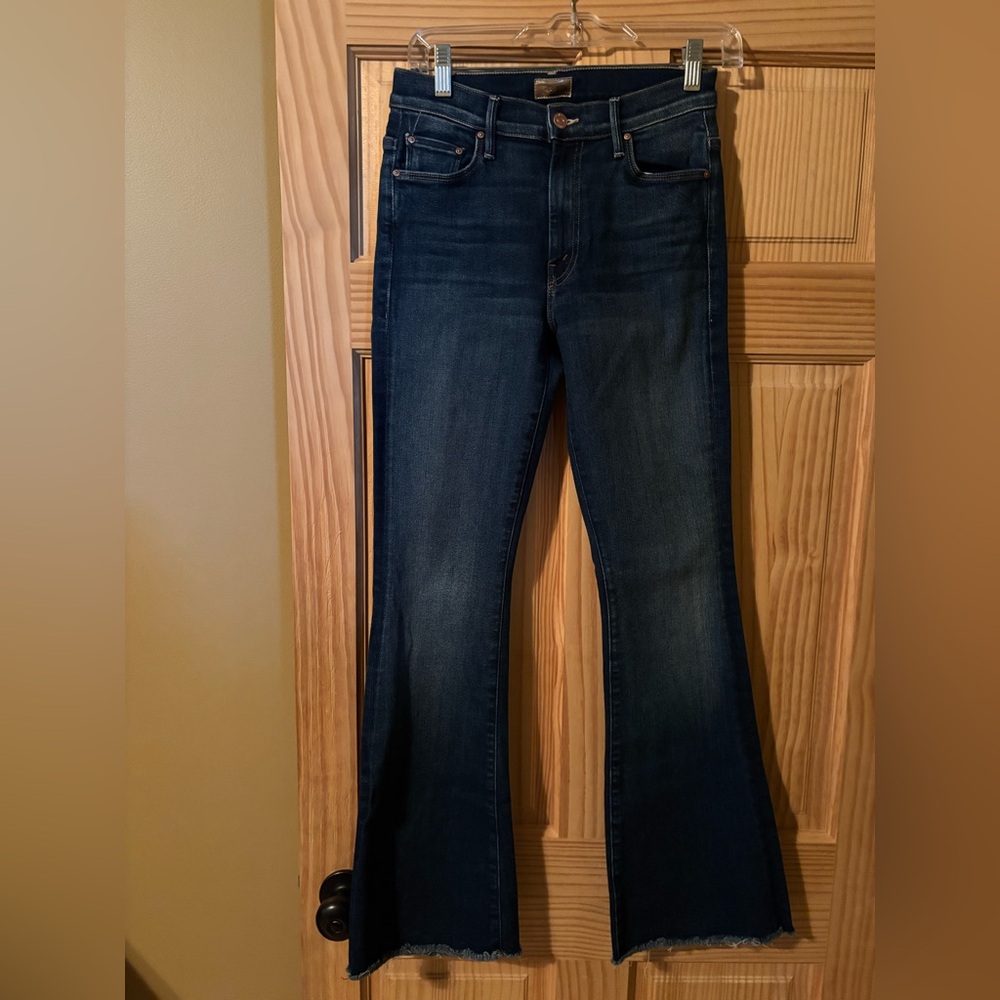 Like NEW! MOTHER The Weekender Mid-Rise Flare Jeans